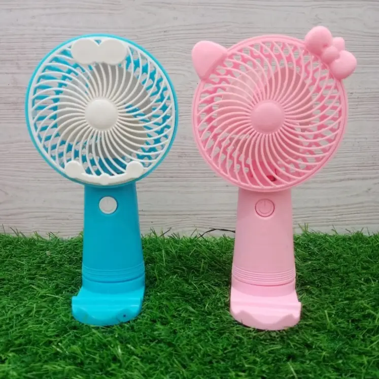 Kipas Angin Genggam Tangan Karakter Dengan Penyangga HP