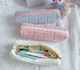 Kotak Tempat Pensil Velvet dengan Desain Bulu Serbaguna — 7