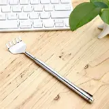 Alat Penggaruk Punggung Stainless Tongkat Panjang Bentuk Tangan — 1