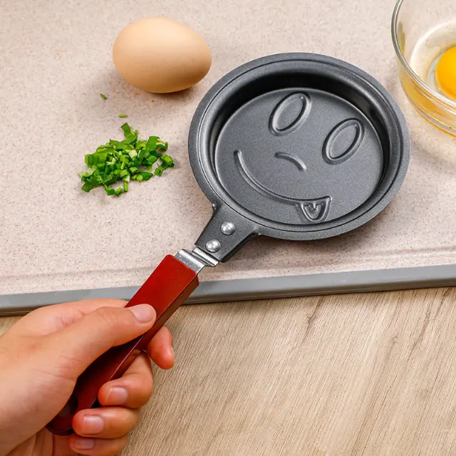 Teflon Karakter Mini Frypan Alat Memasak Lucu untuk Anak