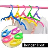 Hanger Lipat Portable Kecil Traveling Gantungan Baju Lipat Serbaguna — 1