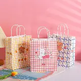 Paperbag Karakter Kartun Beruang Lucu Hampers Bahan Karton Sampul — 7